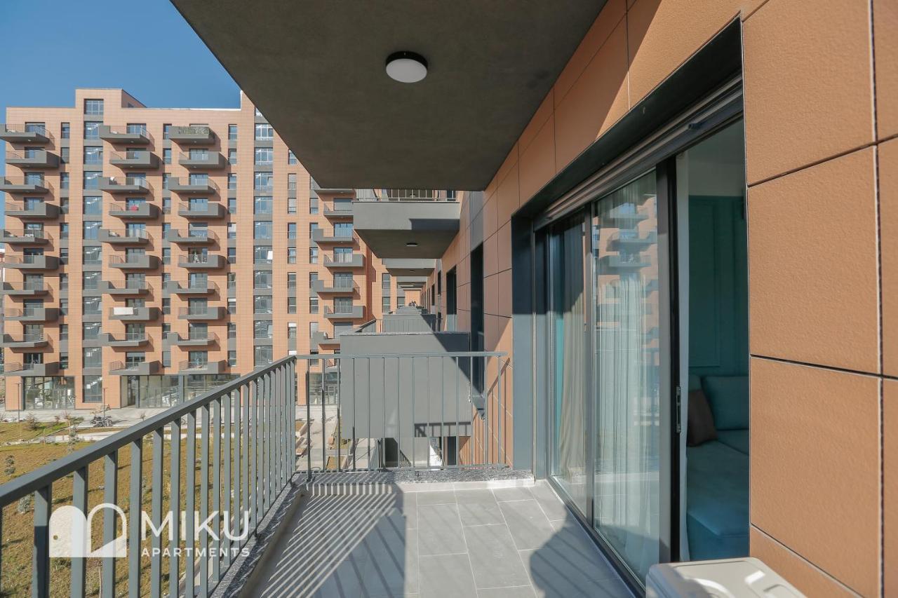 טיראנה Miku Apartment - Bright 1 Bedroom Apartment At Olympic Residence מראה חיצוני תמונה