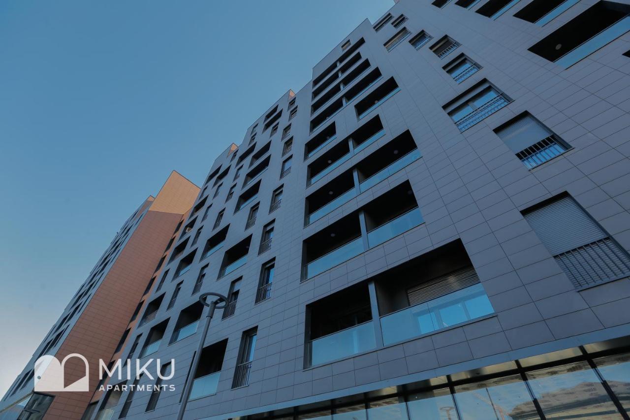 טיראנה Miku Apartment - Bright 1 Bedroom Apartment At Olympic Residence מראה חיצוני תמונה